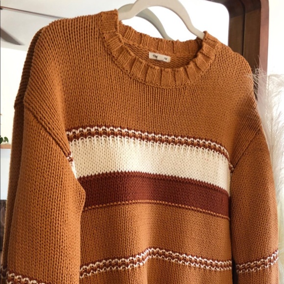 ✨BRAND NEW PIPER & SCOOT sweater ✨ - Picture 5 of 6